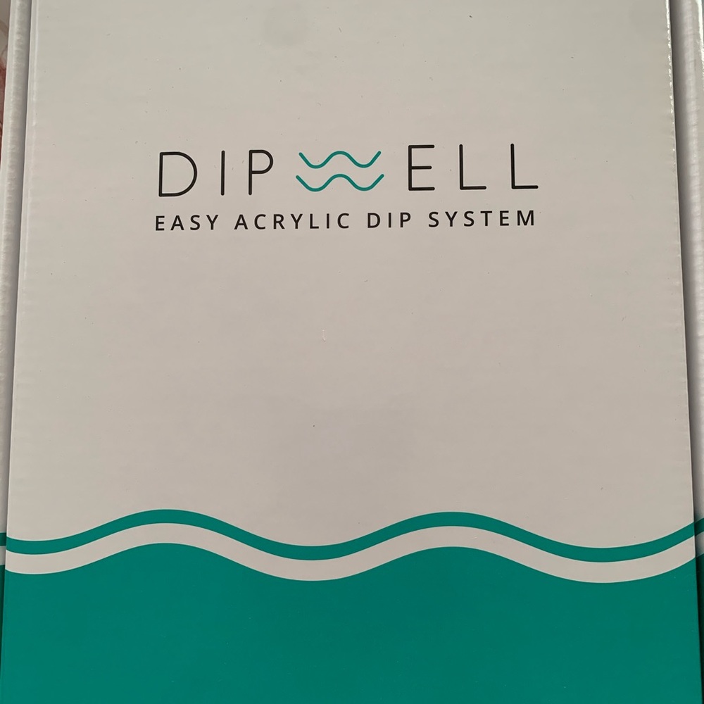 New Dipwell Nail Dip System